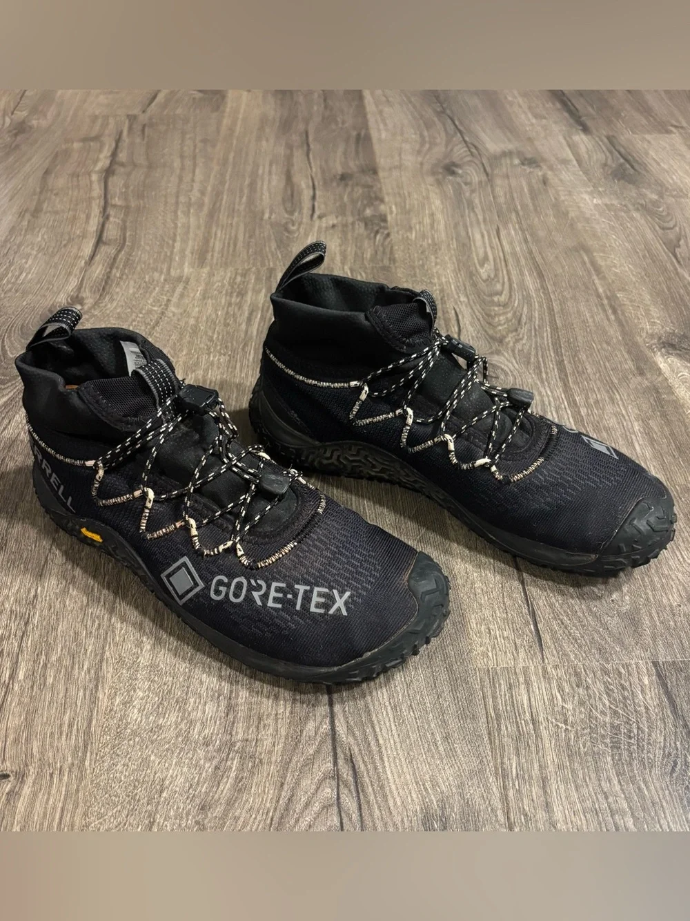Merrell Trail Glove 7 GORE-TEX Vibram Sneaker Women’s Size 9 Black Waterproof
